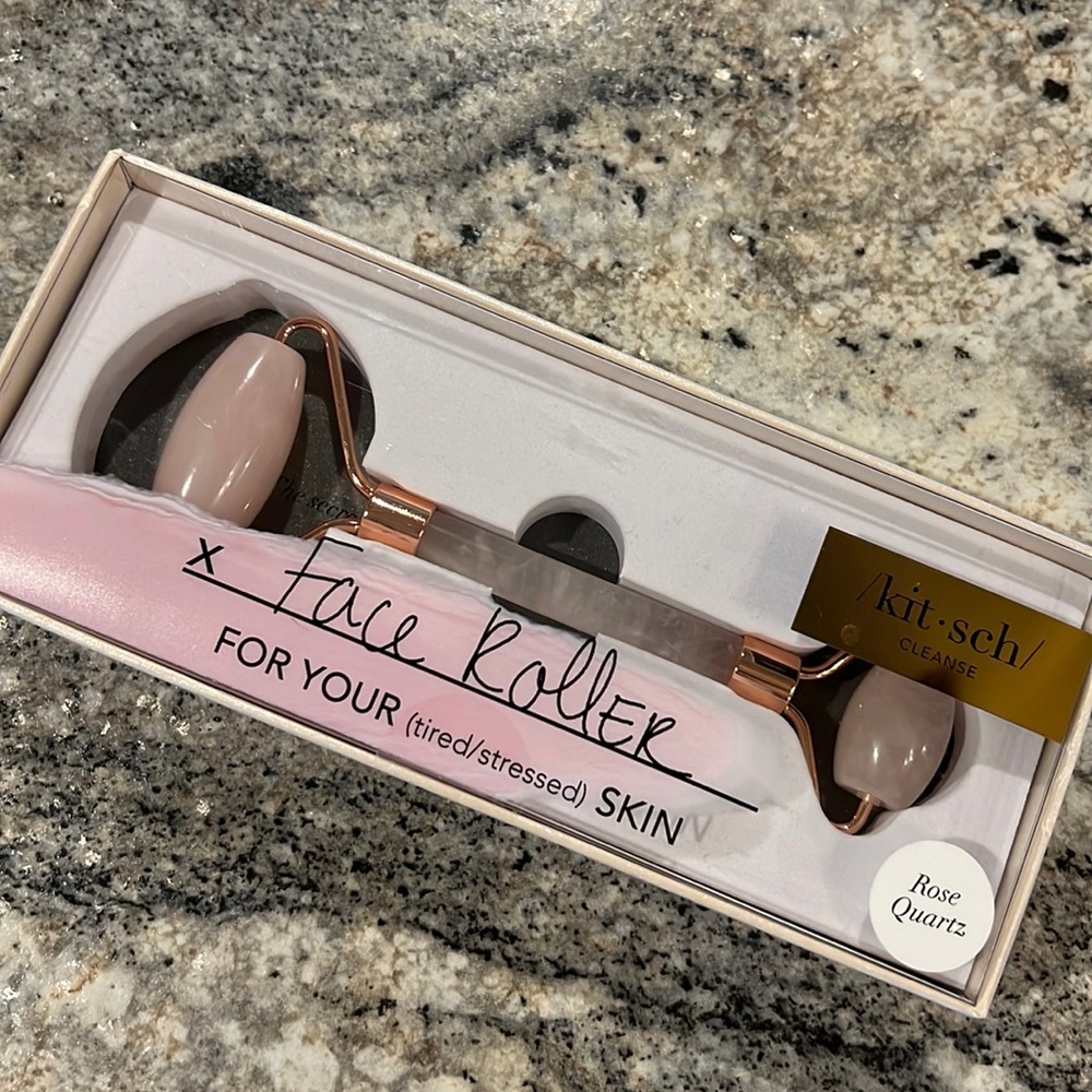 Rose Quartz Facial Roller